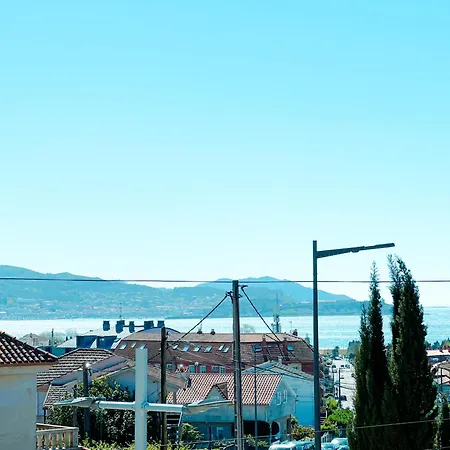 Apartamento En Con Terraza, Vistas Y Garaje * Nigran